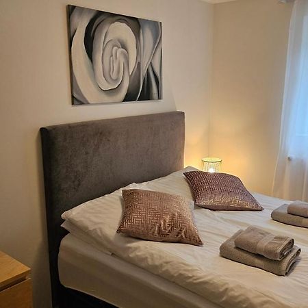 B&B Rooms Husavik 3 Exterior photo